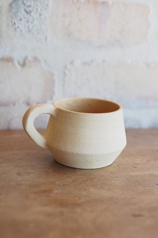 Image of Te Hurihi blend uku mug 