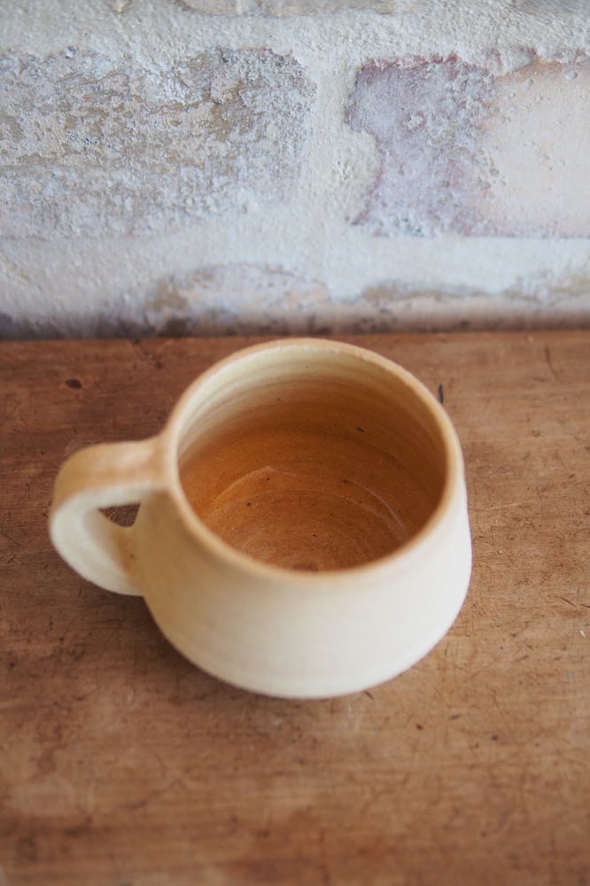 Image of Te Hurihi blend uku mug 