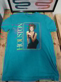 Image 1 of WHITNEY // seconde main 