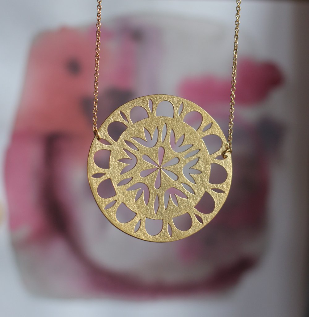 Image of Classic Golden Sol Necklace 