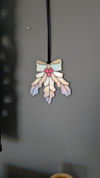 Image 5 of Holly Suncatcher - Iridescent Green & Iridescent White