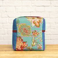 Image 2 of Neceser Ananda