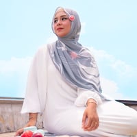 Image 3 of Bulan, Interstellar