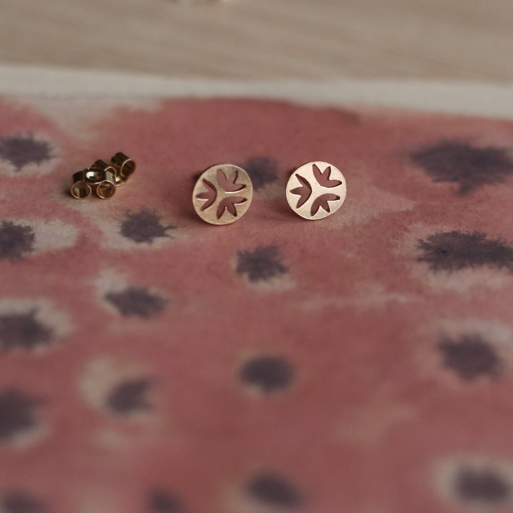Image of Tiny Sol studs 9ct Gold