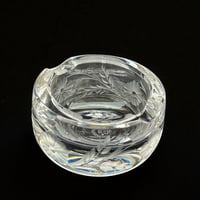 Image 4 of Cendrier en cristal gravé de Saint-Louis  - Édition du 225ᵉ anniversaire - 1992 - France