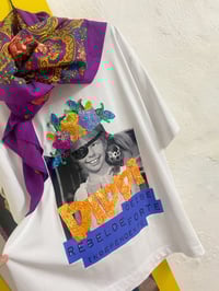 Image 3 of Camiseta bordada a man. Pippi branca. Talla S oversize. En stock!