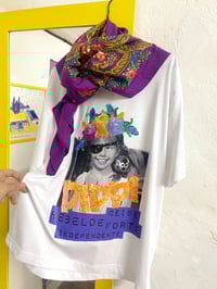 Image 6 of Camiseta bordada a man. Pippi branca. Talla S oversize. En stock!