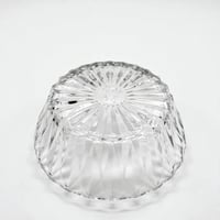 Image 5 of Coupelle - ramequin vintage en verre pressé motif géométrique - Années 1970