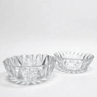 Image 10 of Coupelle - ramequin vintage en verre pressé motif géométrique - Années 1970