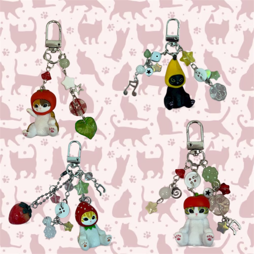 Image of Mofusand Charm Keyring 🐱