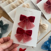 Cranberry velvet bow set