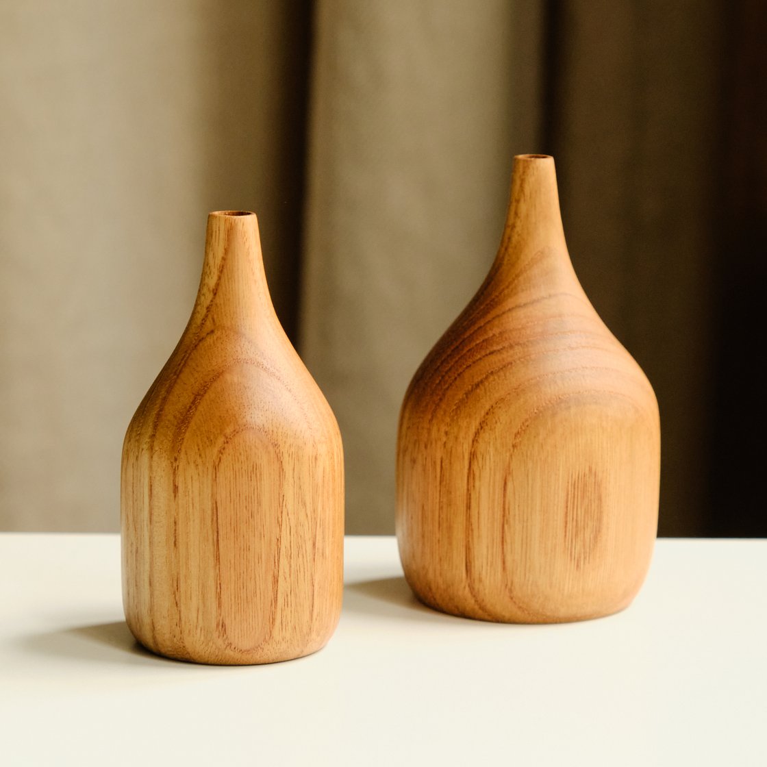 Image of 2x Chestnut Bud Vases - TBV004