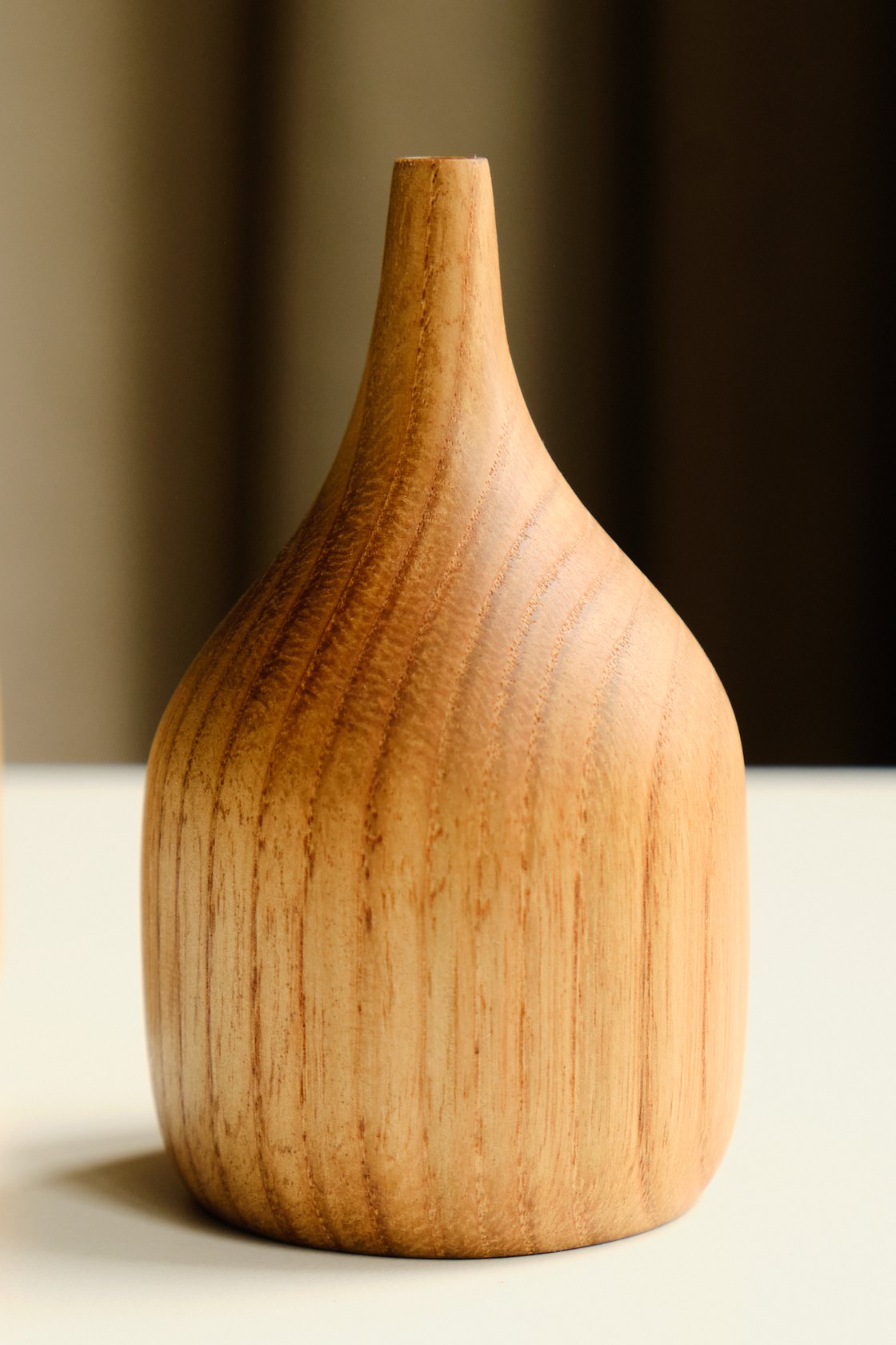Image of 2x Chestnut Bud Vases - TBV004