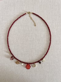 Image 1 of Collier PEONIE // Rouge Grenat 