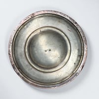 Image 10 of Ancien bougeoir en cuivre baroque - décor rocaille d'époque Napoléon III – style Louis XV