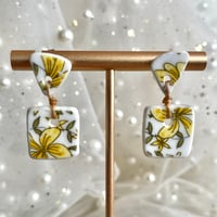 Image 2 of Sunflower