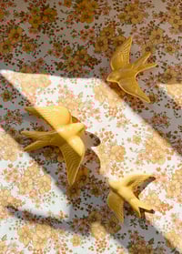 Image 7 of Hirondelles en céramiques