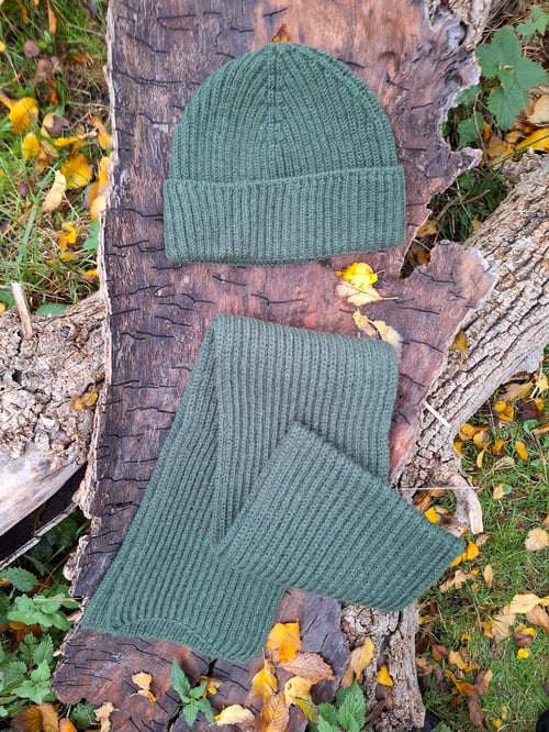 Image of Fisherman's Rib Beanie and Scarf Set