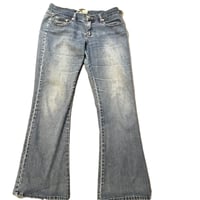 Image 4 of Women's Y2K Vintage Low Rise Roxy Jeans , boot cut med wash bohemian chic SZ 10 light weight denim 
