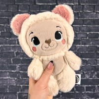 Image 2 of MUNCHKIN- Biscuit 