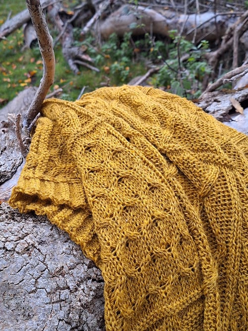 Image of Izzy Lane Aran Throw 