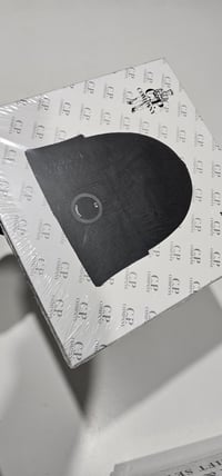 Image 2 of Benies (1:1) Original  Quality 