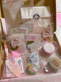 Image 4 of Stationery gift box