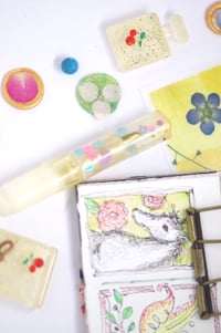 Image 1 of White Flower, 70s Retro - Pocket Fountain Pen