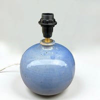 Image 5 of Lampe boule en céramique grès bleu lavande vintage 80 signé Marty Lezoux - Didier Marty