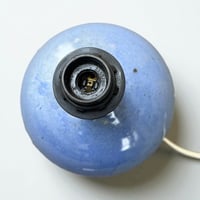 Image 8 of Lampe boule en céramique grès bleu lavande vintage 80 signé Marty Lezoux - Didier Marty