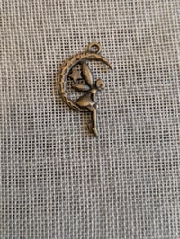 Image 9 of Petits charm 