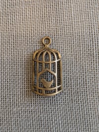 Image 2 of Petits charm 