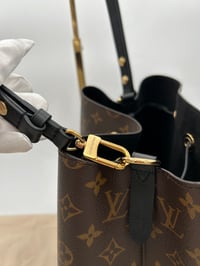 Image 7 of Louis Vuitton NéoNoé MM Monogram Black Bucket Bag