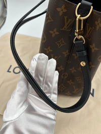 Image 13 of Louis Vuitton NéoNoé MM Monogram Black Bucket Bag