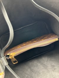 Image 20 of Louis Vuitton NéoNoé MM Monogram Black Bucket Bag