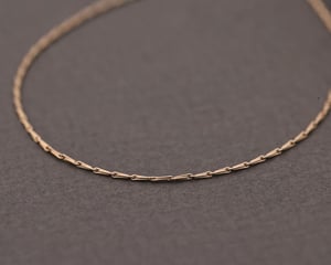 Image of 9ct gold hayseed chain bracelet