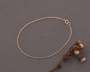 Image of 9ct gold hayseed chain bracelet