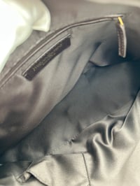 Image 21 of Yves Saint Laurent Muse White Leather Shoulder Bag