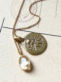 Image 2 of Collier Amulettes 7