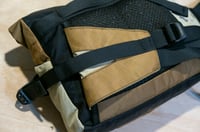 Image 5 of Big Beautiful Hip pack