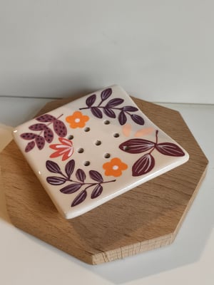 Image of Porte savon fleur violine orange 