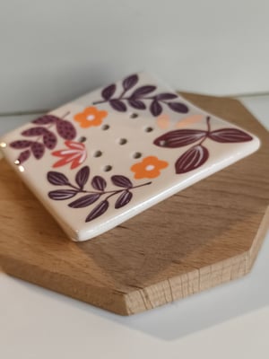 Image of Porte savon fleur violine orange 