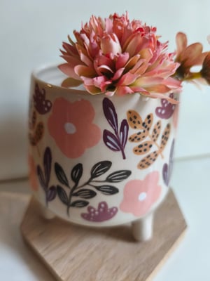 Image of  Pot trépied feuillage automne 