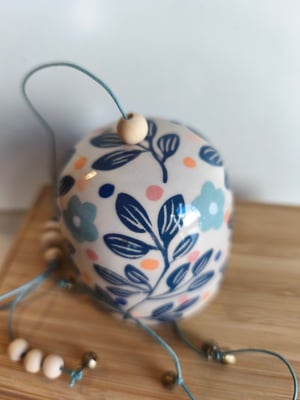 Image of Cloche à suspendre feuillage bleu 