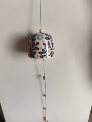 Image of Cloche à suspendre feuillage bleu 