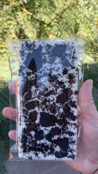 Cookies and Cream Chocolate Bar