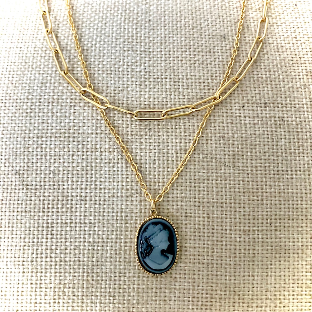 Image of Collier double Camée