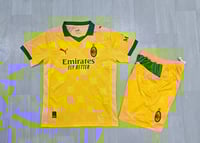 AC Milan yellow kit