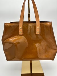 Image 6 of Louis Vuitton Reade PM Bronze Vernis Leather Top Handle Bag