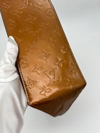 Image 12 of Louis Vuitton Reade PM Bronze Vernis Leather Top Handle Bag